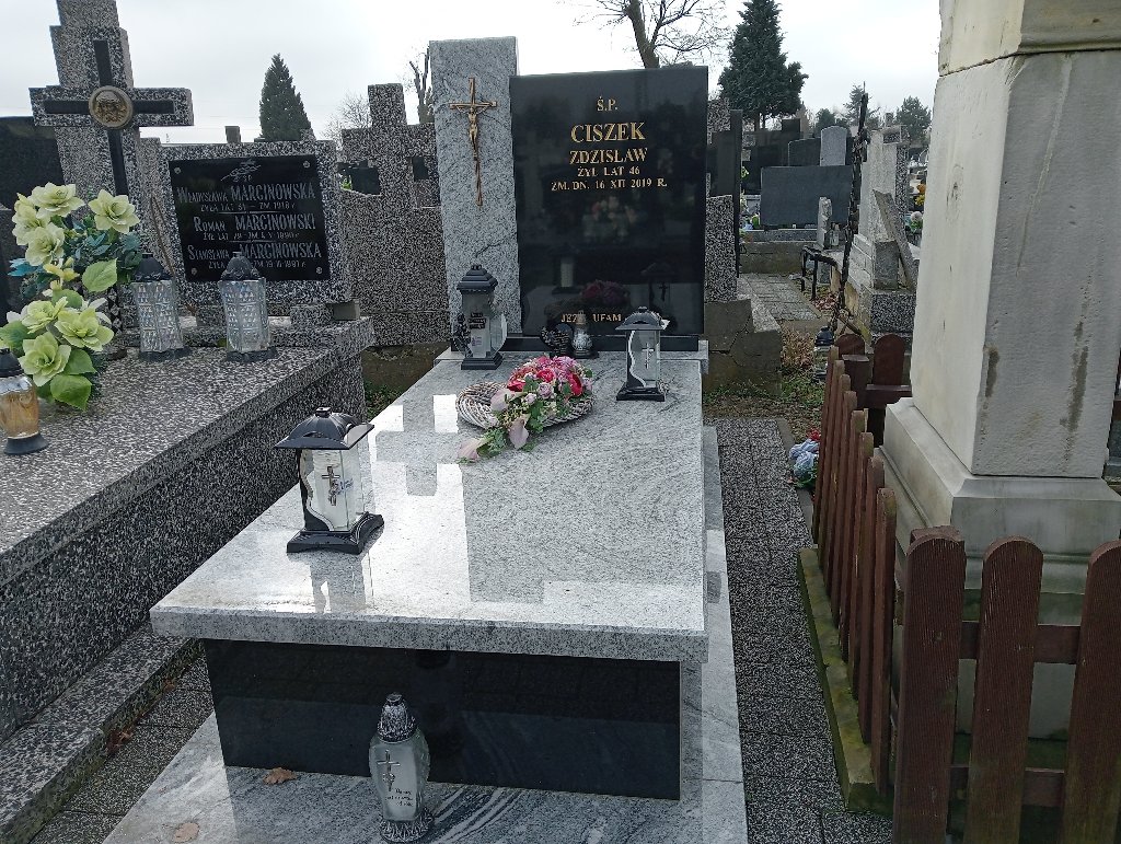 Grób Zdzisław Ciszek