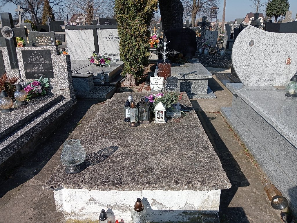 Grób Andrzej  Marcinowski 