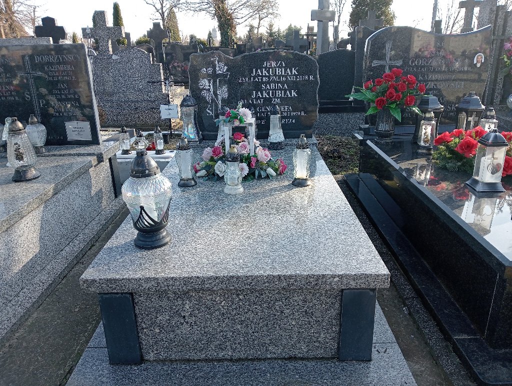 Grób Jerzy Jakubiak